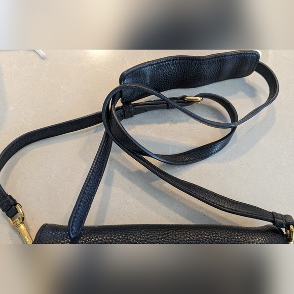 Authentic Prada Leather Bag with 2x Shoulder straps CoA & Dustbag - Picture 6 of 16